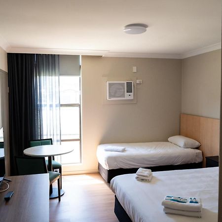 El Toro Motel Warwick Farm Exterior foto